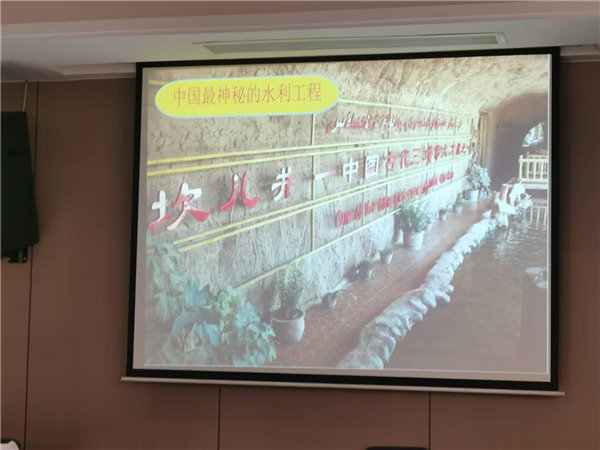 “金色胡楊 南疆盛景”秋攝漫旅行空調(diào)專(zhuān)列13日游