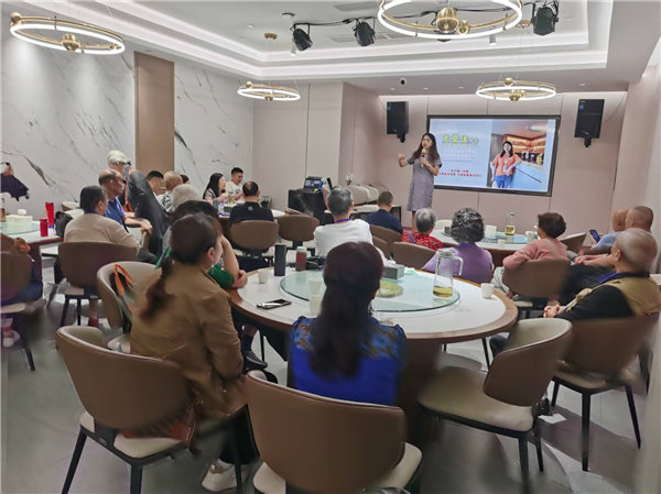 綿陽中旅行假日旅行社舉行“什邡號.2025熊貓專列”旅游線路分享會(huì)